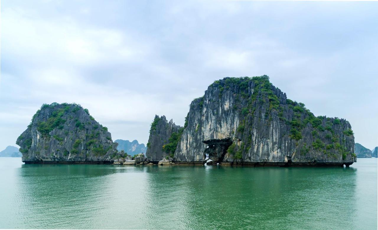 Hotel Halong Fantasea Cruise Ha Long Zewnętrze zdjęcie