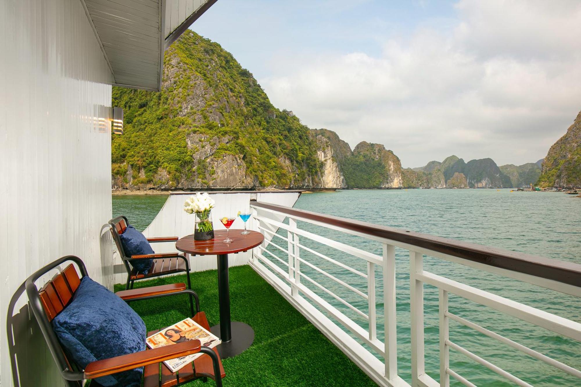 Hotel Halong Fantasea Cruise Ha Long Zewnętrze zdjęcie