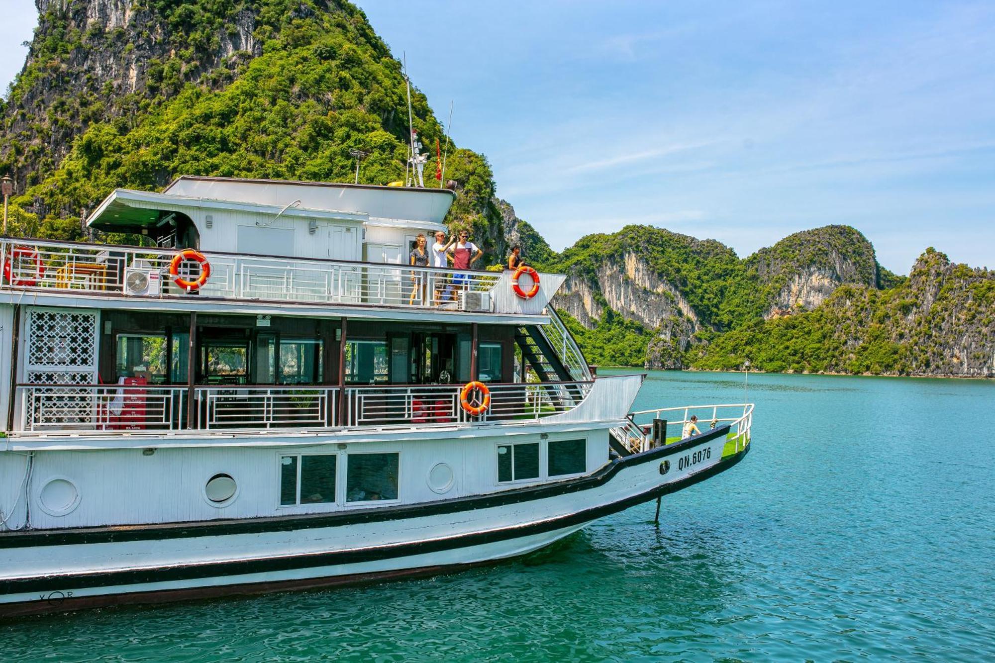 Hotel Halong Fantasea Cruise Ha Long Zewnętrze zdjęcie